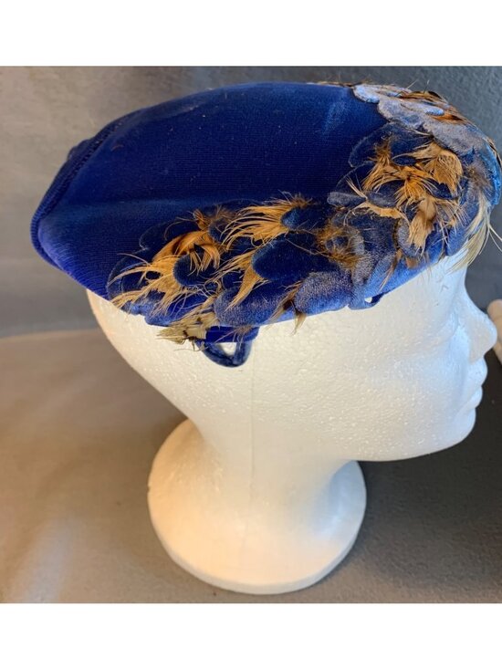 Nina Ladies Blue Velvet Hat with Feathers Hat Size 22 Vintage main image 10